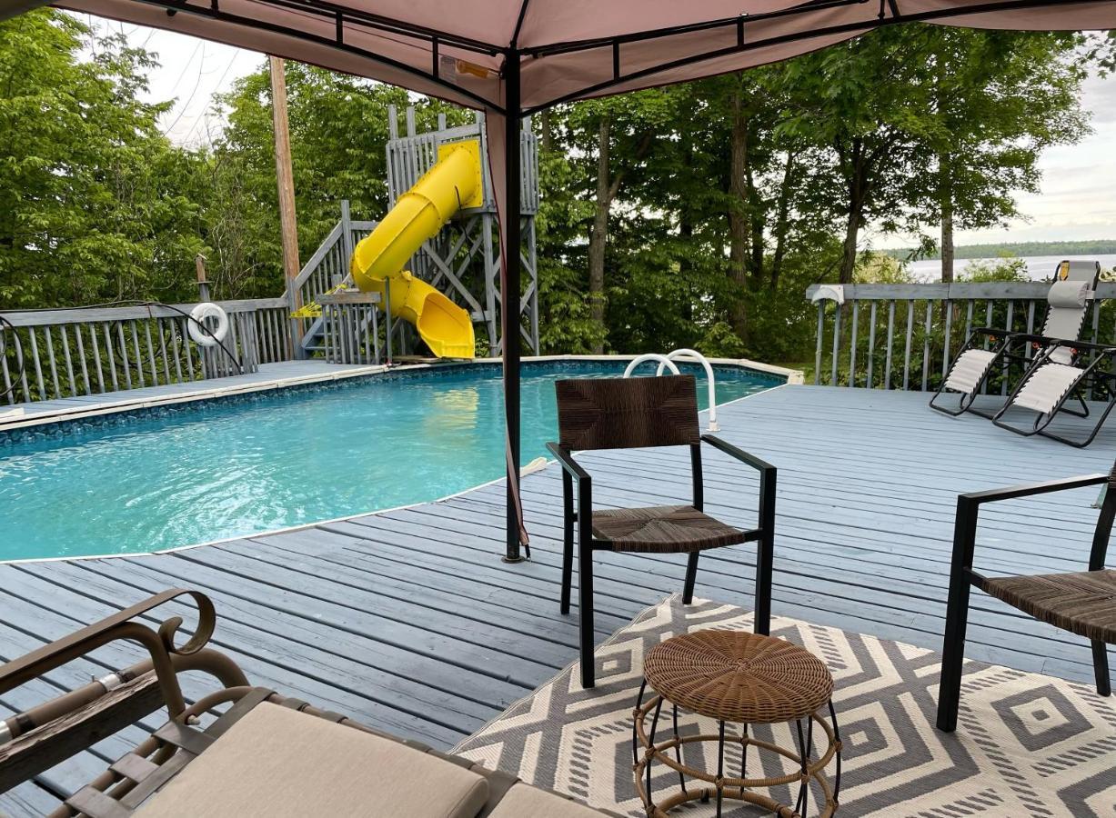 Lakeview Cottage In The Forest With Private Swimming Pool Bobcaygeon Luaran gambar